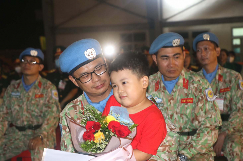 Bệnh viện dã chiến cấp 2 số 3 hoàn thành nhiệm vụ trở về nước  -0