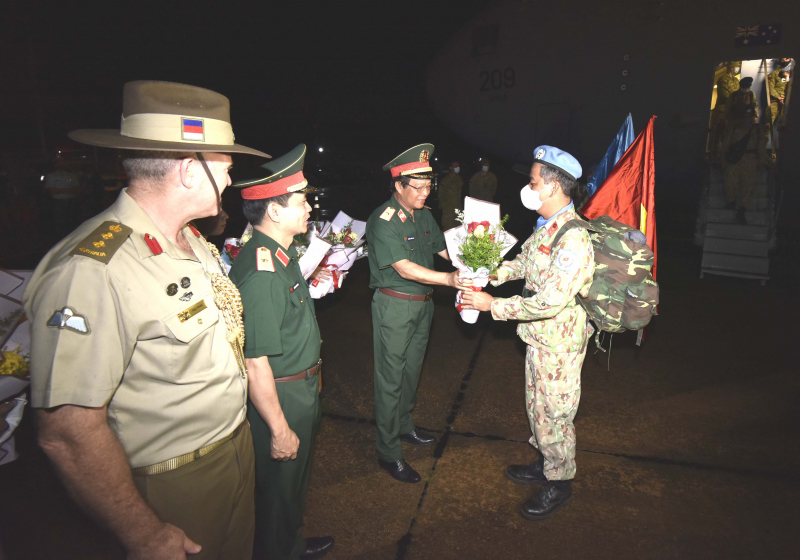 Bệnh viện dã chiến cấp 2 số 3 hoàn thành nhiệm vụ trở về nước  -0