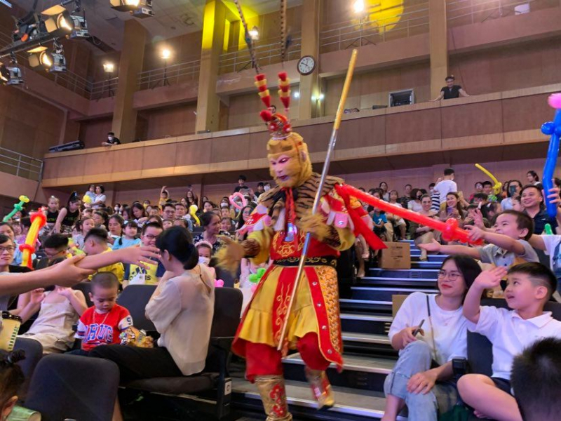 Hội Phụ nữ Cục Truyền thông CAND tổ chức Ngày quốc tế thiếu nhi  -0