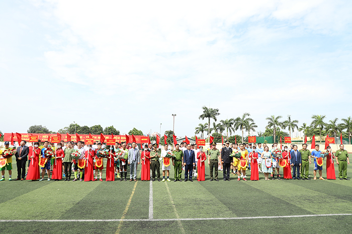 Giao lưu thể thao văn hóa để đẩy mạnh công tác đối ngoại CAND -0