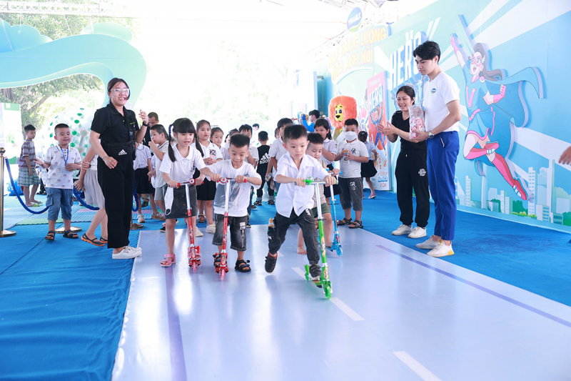 Vinamilk hưởng ứng ngày sữa thế giới với nhiều hoạt động -0