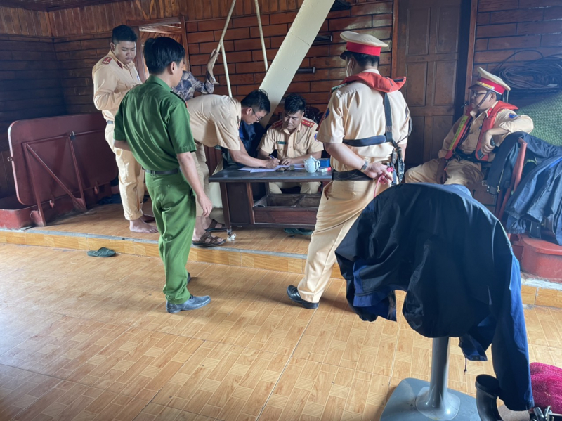 Triệt phá đường dây khai thác cát trái phép cực lớn khu vực biển Cần Giờ -0