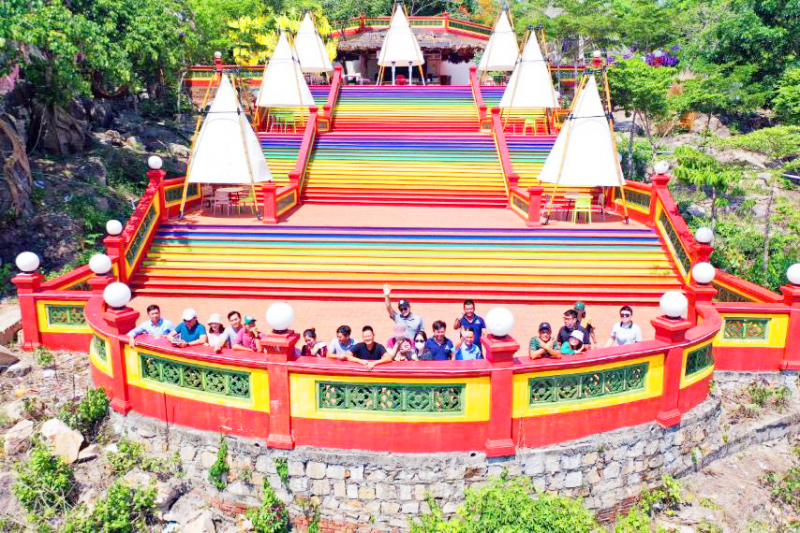Nhiều hạng mục, công trình thu hút du khách tại Khu du lịch Cáp treo Núi Sam -0