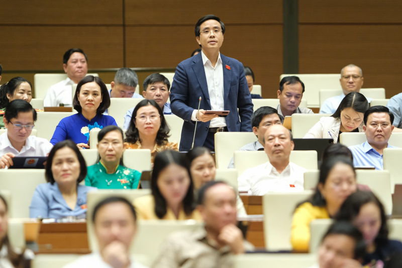 Xử lý trốn thuế dưới hình thức xe biếu, tặng lên Nghị trường  -0