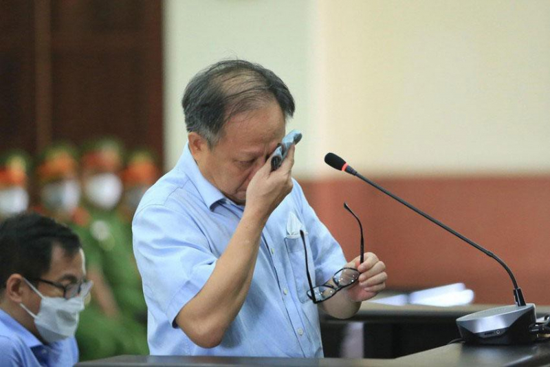 Bị cáo Tất Thành Cang khóc, xin lỗi và thừa nhận tiếu sót! -0