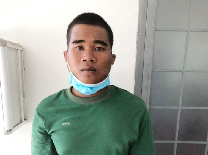 Mâu thuẫn trong lúc nhậu, dùng dao đâm chết người -0