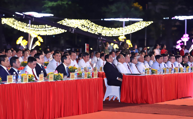 Thủ tướng Chính phủ dự lễ kỷ niệm 65 năm Bác Hồ về thăm Hà Tĩnh  -0