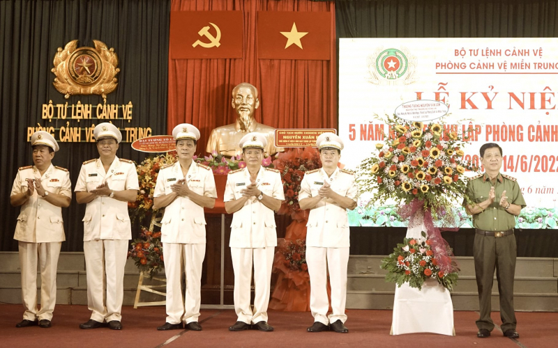 Phòng Cảnh vệ miền Trung kỷ niệm 5 năm thành lập -0