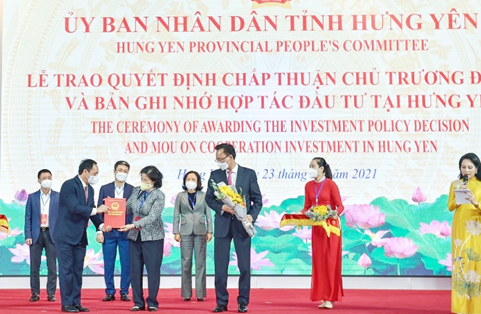 Vinamilk và các công ty con liên tiếp công bố thêm thông tin về các dự án lớn -0