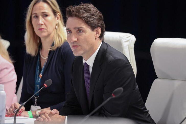 Thủ tướng Canada nhiễm COVID lần 2 sau khi trở về từ Mỹ  -0