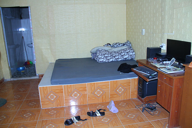 Khởi tố vụ án và thực nghiệm hiện trường vụ cô gái 22 tuổi bị bạn trai đánh tử vong -0