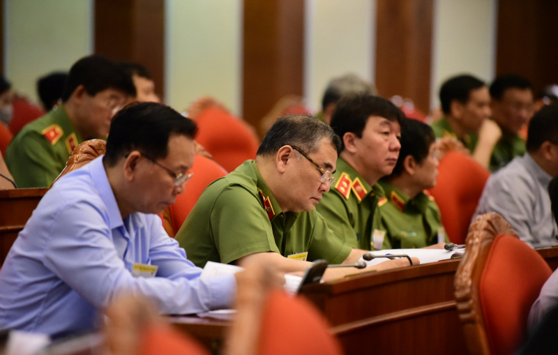 Bộ Chính trị quán triệt Nghị quyết số 12 về đẩy mạnh xây dựng lực lượng CAND -2