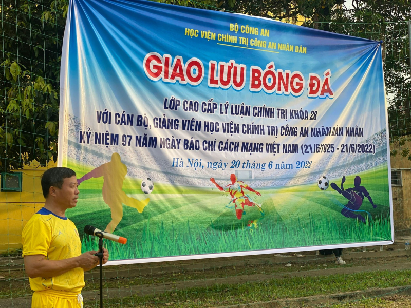 Giao lưu bóng đá trong Học viện Chính trị CAND -0