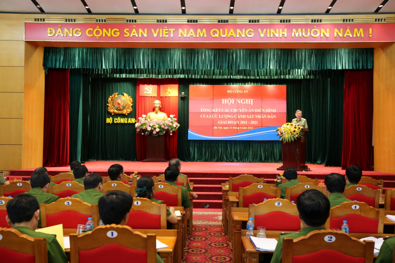 Lực lượng CSND mưu trí, dũng cảm, vì nước, vì dân quên thân phục vụ -0