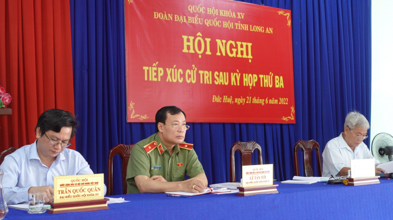 Đồng chí Lê Tấn Tới tiếp xúc cử tri tại Đức Huệ, Tân Trụ (Long An) -0