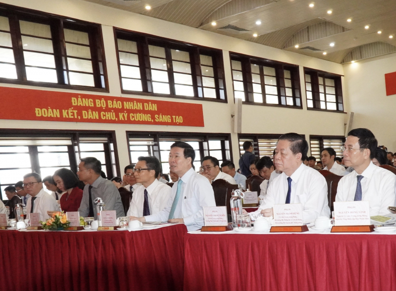 Phát động phong trào thi đua “Xây dựng môi trường văn hoá trong cơ quan báo chí” -0