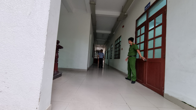 Bắt giam Trưởng Phòng Tài nguyên - Môi trường cùng 3 cán bộ liên quan -0