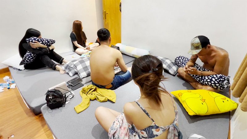 Mở tiệc ma túy trong chung cư Marina -0