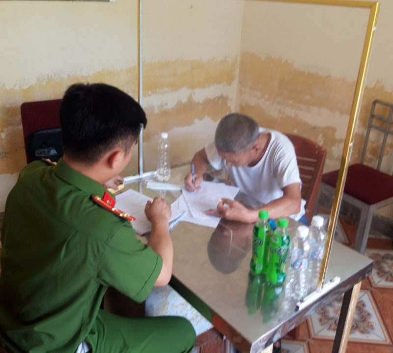 27658afc30a6f2a08c1766ac623bf448.jpg -0