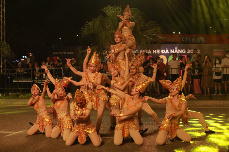 Sôi động Carnival đường phố mở màn cho chuỗi sự kiện “Tận hưởng mùa hè Đà Nẵng 2022” -1