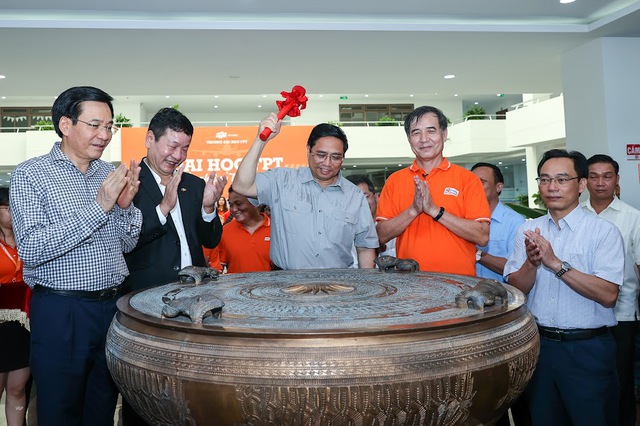 Thủ tướng khảo sát một số nhà máy, dự án công nghệ cao tại Đà Nẵng -0