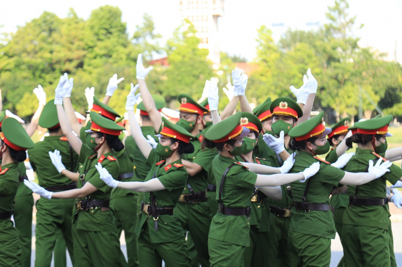 Những khoảnh khắc đẹp của nghệ sĩ – chiến sĩ Công an chuẩn bị cho Nhạc hội Cảnh sát các nước ASEAN+ -6