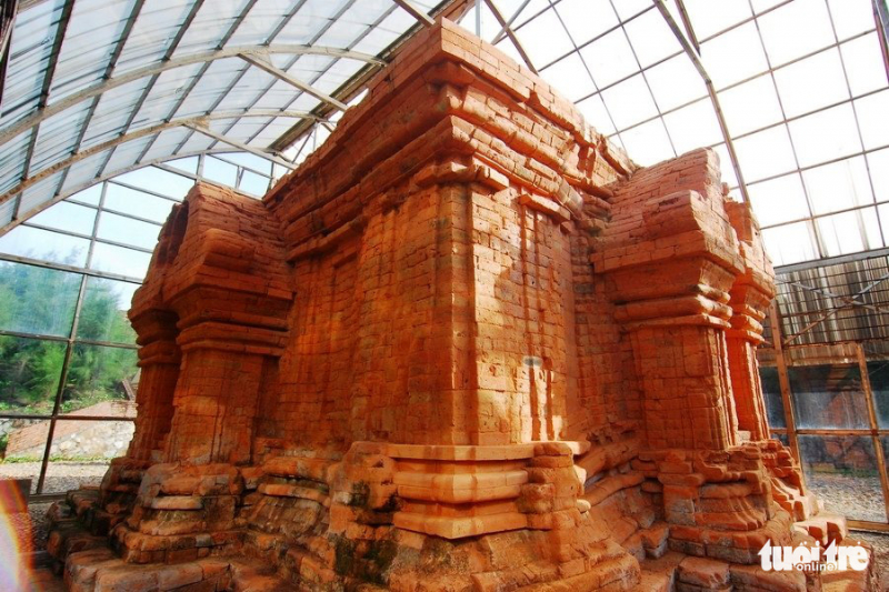 Ancient Cham Tower in Vietnam sets world record -0