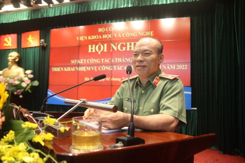 Đẩy mạnh  nghiên cứu, ứng dụng thành tựu khoa học vào công tác Công an -0