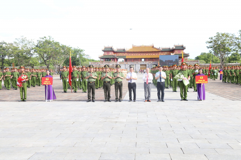 Khai mạc Chung kết Hội thi Điều lệnh, bắn súng, võ thuật CAND - Khu vực phía Nam  -0