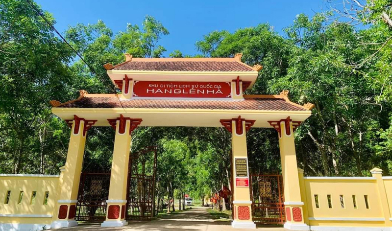 Khúc tráng ca bất tử trên đường Trường Sơn -0