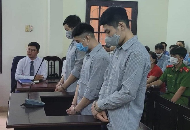 Vụ sập giàn giáo 4 người tử vong ở Hà Nội: Ba bị cáo lĩnh 17 năm 3 tháng tù -0