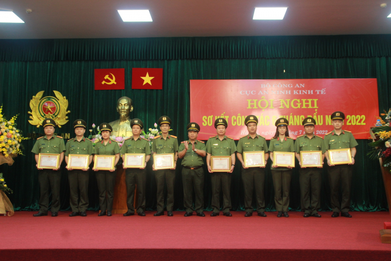 Nhiều vấn đề của nền kinh tế đã được Cục An ninh kinh tế chủ động phát hiện, tham mưu lãnh đạo Bộ -0