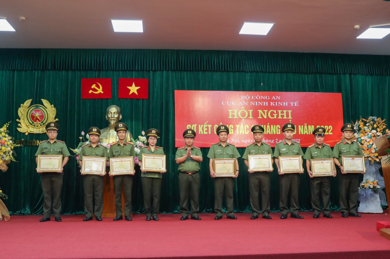 Chủ động phát hiện nhiều vấn đề mới, bất cập của nền kinh tế -0