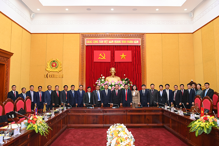 Thắt chặt hơn nữa hợp tác giữa Bộ Công an Việt Nam và Bộ Công an Lào -0