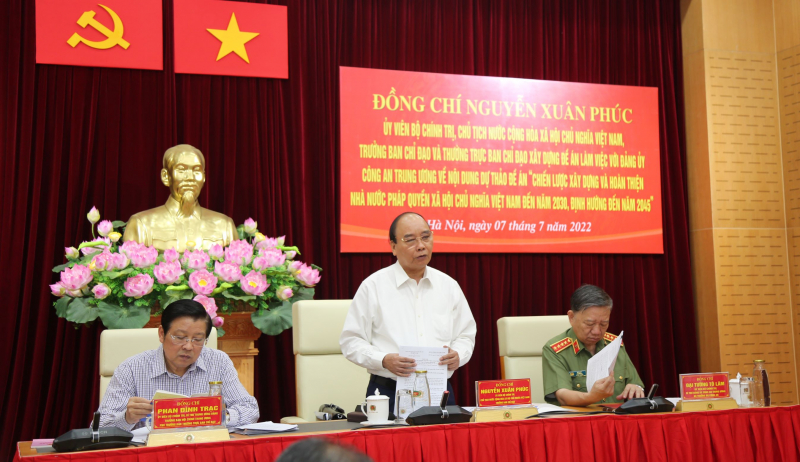 Tiếp tục nghiên cứu, xây dựng và hoàn thiện Nhà nước pháp quyền XHCN Việt Nam -0