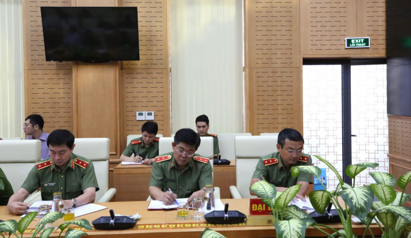 Tiếp tục nghiên cứu, xây dựng và hoàn thiện Nhà nước pháp quyền XHCN Việt Nam -0