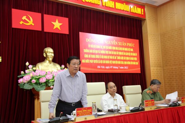 Tiếp tục nghiên cứu, xây dựng và hoàn thiện Nhà nước pháp quyền XHCN Việt Nam -0