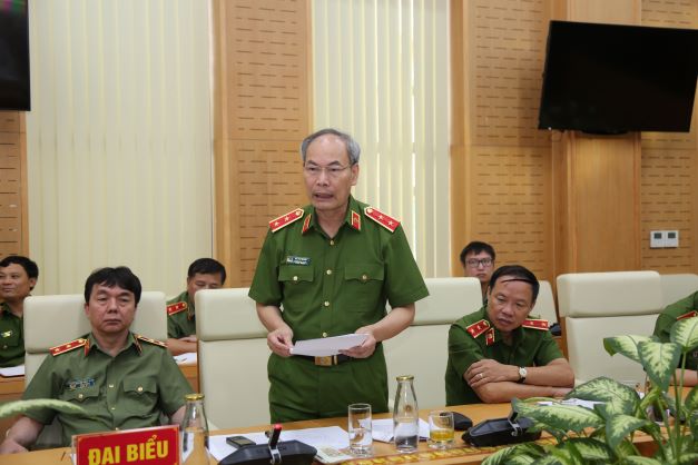 Tiếp tục nghiên cứu, xây dựng và hoàn thiện Nhà nước pháp quyền XHCN Việt Nam -0