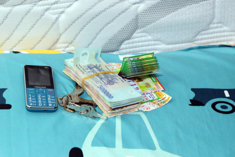 Triệt phá đường dây số đề quy mô lớn, tạm giữ trên 500 triệu đồng -0