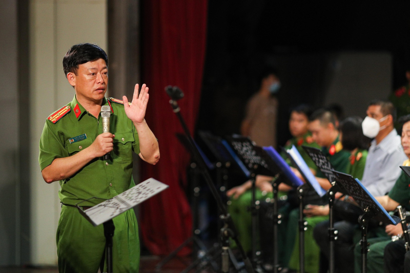 Hàng trăm nghệ sĩ – chiến sĩ Cảnh sát trong và ngoài nước rộn ràng chuẩn bị biểu diễn tại bờ Hồ -0