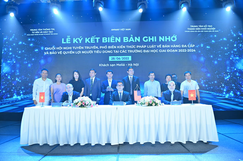 Hợp tác tuyên truyền, phổ biến kiến thức pháp luật bảo vệ quyền lợi người tiêu dùng cho sinh viên -0