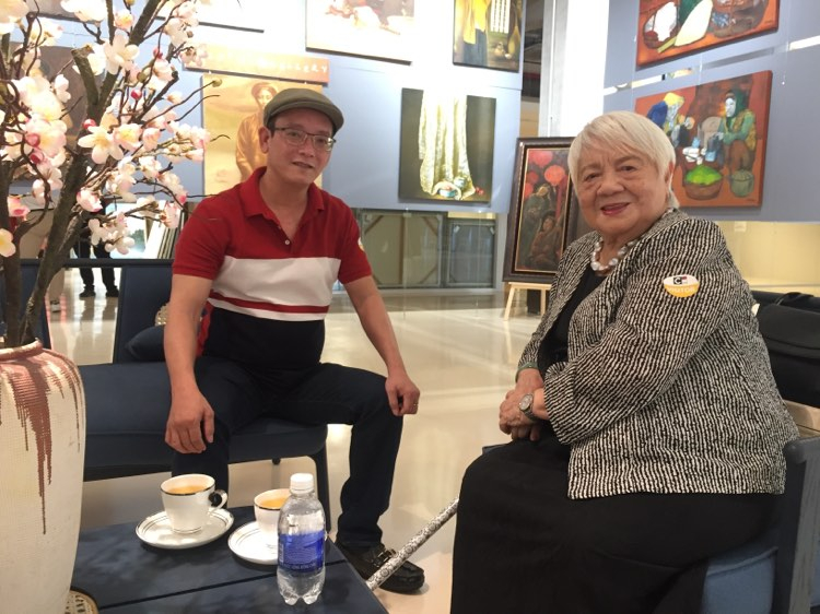 hoai nam-xuan phuong va tac gia 3.22.jpg -0