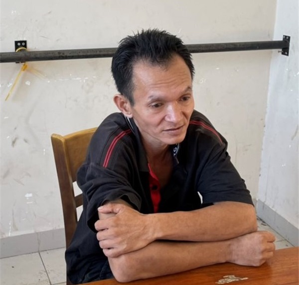 Dùng dao sát hại vợ cũ vì mâu thuẫn trong phân chia tài sản -0