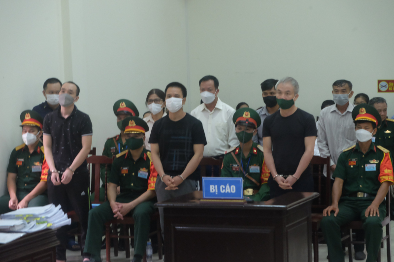 Phiên toà xét xử hai cựu Thiếu tướng Quân đội: Cựu Tư lệnh báo cho tàu buôn lậu “tọa độ không bị kiểm tra” -0