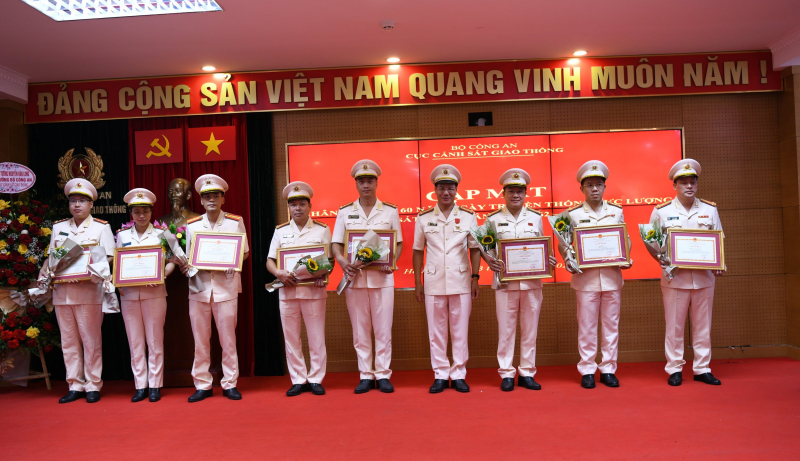  Cục CSGT đã tổ chức gặp mặt nhân kỷ niệm 60 năm Ngày truyền thống lực lượng Cảnh sát nhân dân -0