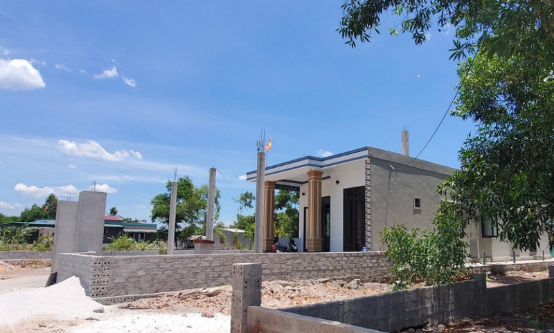 Xử lý nghiêm xã để xảy ra xây dựng 60 công trình trái phép cạnh Quốc lộ 1A -0