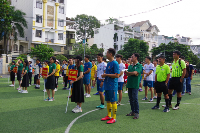 69a2eebfc2e300bd59f2.jpg -0