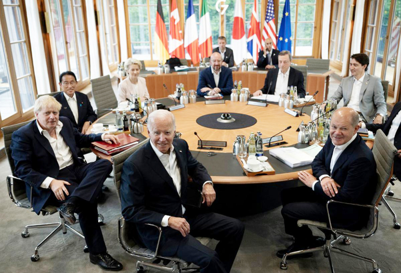 g7summit.jpg -0