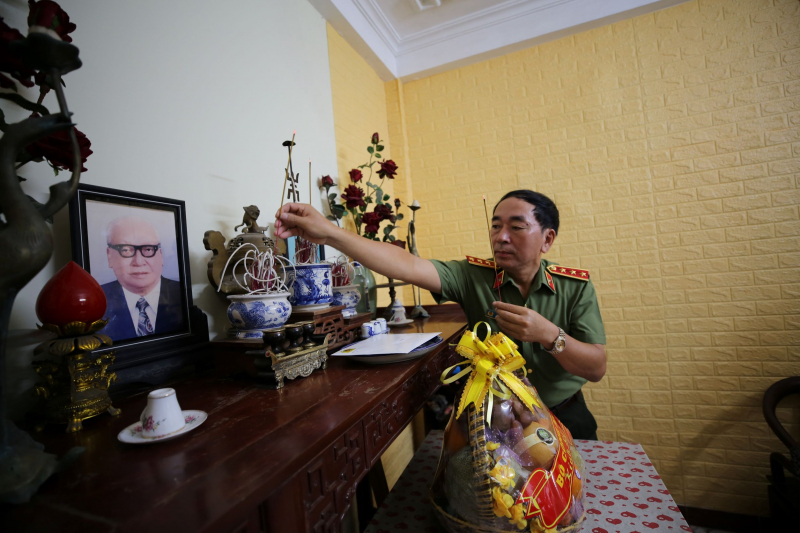 Dâng hương, tri ân công lao to lớn của các đồng chí cố lãnh đạo Bộ Công an  -0