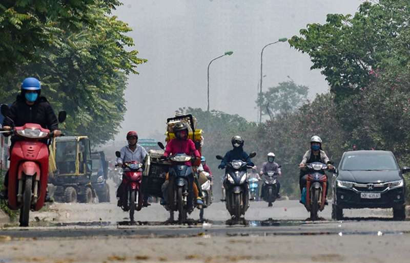 Nắng rát duy trì ở Bắc và Trung Bộ, , người dân đề phòng sốc nhiệt -0